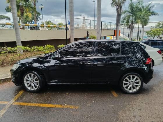 VOLKSWAGEN GOLF 1.4 TSI COMFORTLINE 16V GASOLINA 4P AUTOMÁTICO VOLKSWAGEN GOLF 1.4 TSI COMFORTLINE 16V GASOLINA 4P AUTOMÁTICO